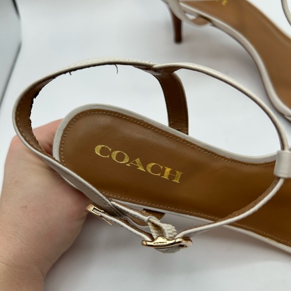Coach Melodie Open Toe Sling Back Strappy Kitten Heels Shoes Ivory Sz 11 Gold - Picture 5 of 15